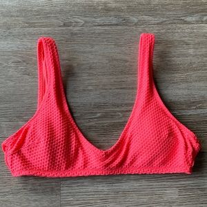 Hot pink aerie scoop neck bikini top